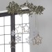 Couronne de Noël suspendue