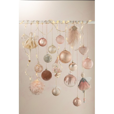 Boule de Noël avec plumes et paillettes en plastique saumon D7cm