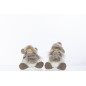 Set de 2 enfants assis en résine multicouleur 13x12x16 cm
