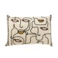 Cuscino rettangolare in poliestere beige 68x40x12cm Cuscino rettangolare in poliestere beige 68x40x12cm