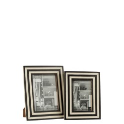 Marco rectangular para foto en resina blanca y negra de 19x24cm.