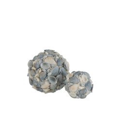 Decoración de bola de conchas tema marino azul claro de 11 cm.