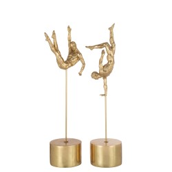 Conjunto de 2 gimnastas en pedestal de resina dorada de 16x12x51.5 cm.