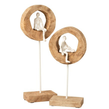 Statuette en aluminium sur socle en bois naturel 18x9x48 cm