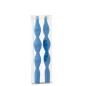 Boite de 2 bougies torsadée 3h en paraffine bleu 7.5x3x26 cm
