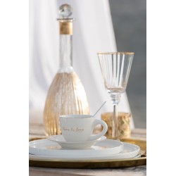 Pequeño plato redondo con borde de porcelana blanca de 11 cm de diámetro