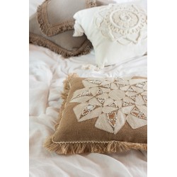 Coussin carré à franges en coton taupe 45x45cm