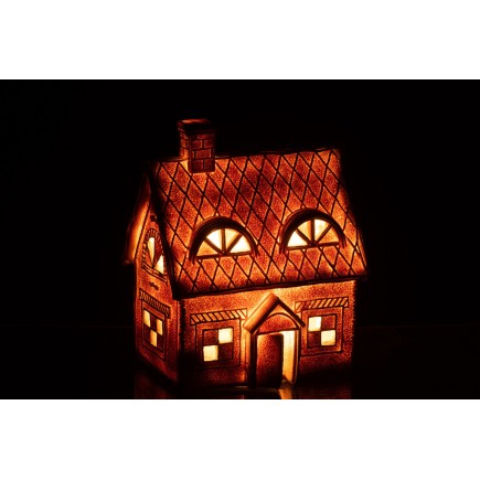 Maison de Noël en résine marron 18.5x14x22 cm