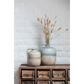 Brocca in ceramica beige con manico 16x21x21 cm