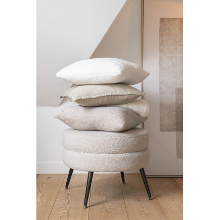 Cuscino quadrato in tessuto beige 45x45x43cm