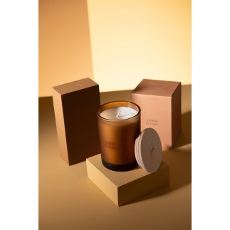 Vela perfumada «Ámbar Íntimo» 28h en parafina blanca 11.5x1.5x10 cm