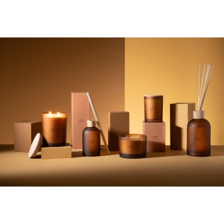 Diffuseur d’accords essentiels «Ambre Intime» 250ml en verre 7.5x7.5x27.5 cm