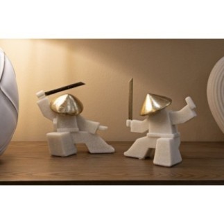 Statuetta di samurai in resina bianca 17x7,5x18,5 cm