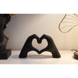 Sculpture en forme de cœur en résine noire 25x7.5x13.5 cm