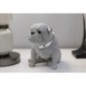 Estatueta de cão em poliresina prateada, 17 x 11 x 14 cm Estatueta de cão em poliresina prateada, 17 x 11 x 14 cm