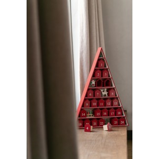 Albero calendario dell'Avvento in compensato rosso 32x5,5x45 cm