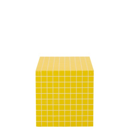 Table d'appoint cubique à motif damier en bois jaune 34.8x34.8x35.2 cm