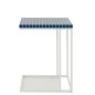 Mesa auxiliar rectangular de hierro con cuadros azules 47,5 x 29,5 x 60,5 cm Mesa auxiliar rectangular de hierro con cuadros azules 47,5 x 29,5 x 60,5 cm