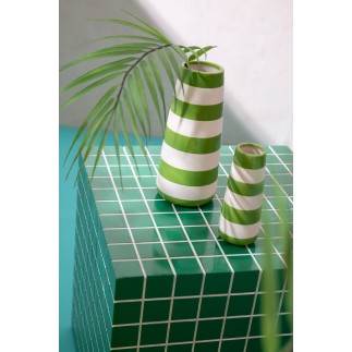 Tavolino cubico con motivo a scacchiera in legno verde 34,8x34,8x35,2 cm