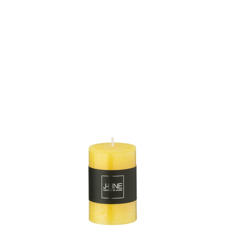 Bougie cylindrique 18h en paraffine jaune 5x5x7.5 cm Bougie cylindrique 18h en paraffine jaune 5x5x7.5 cm
