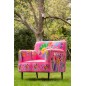Fauteuil à fleur en tissu rose et bois de manguier 64x75x84 cm Fauteuil à fleur en tissu rose et bois de manguier 64x75x84 cm