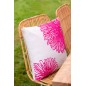 Coussin carré fleurs rose en coton blanc 45x45x10 cm Coussin carré fleurs rose en coton blanc 45x45x10 cm