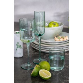 Vaso de agua de vidrio verde menta de 8x8x10 cm