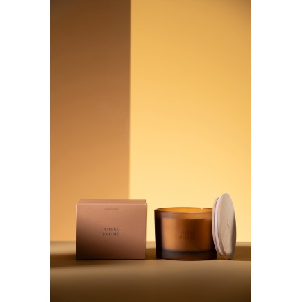Candela profumata «Ambra Intima» 28h bianca 11.5x1.5x10 cm