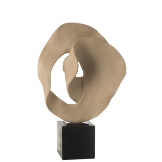 Escultura abstracta sobre pedestal de resina beige, 39 x 15 x 60 cm