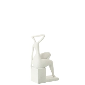 Figurine femme assise en polyrésine blanc 18x9x31.5 cm