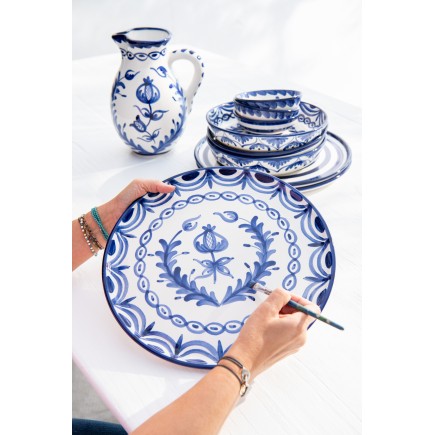 Assiette plate en céramique bleu foncé 34x34x2.5 cm