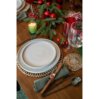 Assiette en grès vert clair 21x2 cm