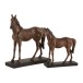 Cavalo em resina castanha 35x12x36 cm Cavalo em resina castanha 35x12x36 cm