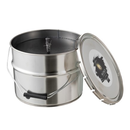 Bougie extérieure dans pot de peinture en paraffinne noir 135H