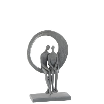 Figurine abstraite couple assis dans cercle en résine gris 18x11x30 cm