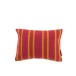 Cojín rectangular de tela naranja, ocre y rojo de 48,5x32,5x11cm