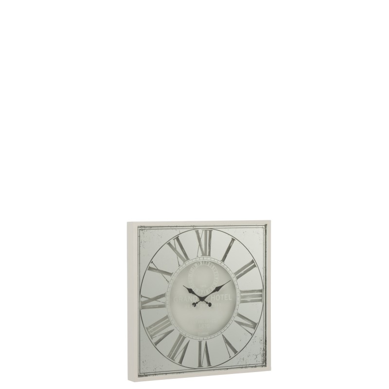 Reloj cuadrado con números romanos de vidrio plateado de 60x7x60 cm.