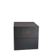 Vela perfumada em frasco de vidro castanho 15,5 x 15,5 x 20 cm Vela perfumada em frasco de vidro castanho 15,5 x 15,5 x 20 cm