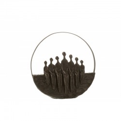 7 personajes sentados en un círculo de resina marrón de 30x8x30cm