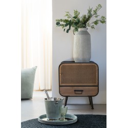 Mueble auxiliar de 1 cajón de metal y madera beige de 50x39x60 cm.